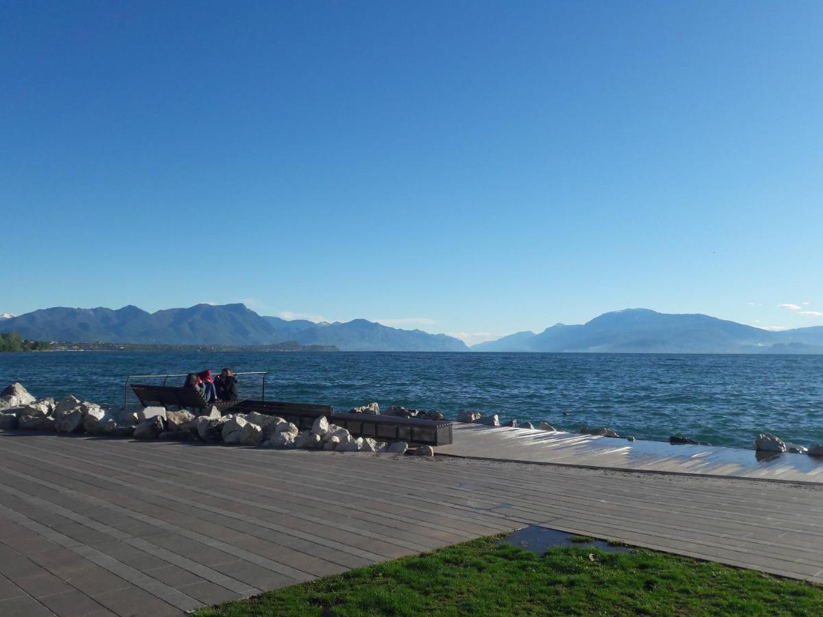 Eve House Gardalake Лонато Екстериор снимка