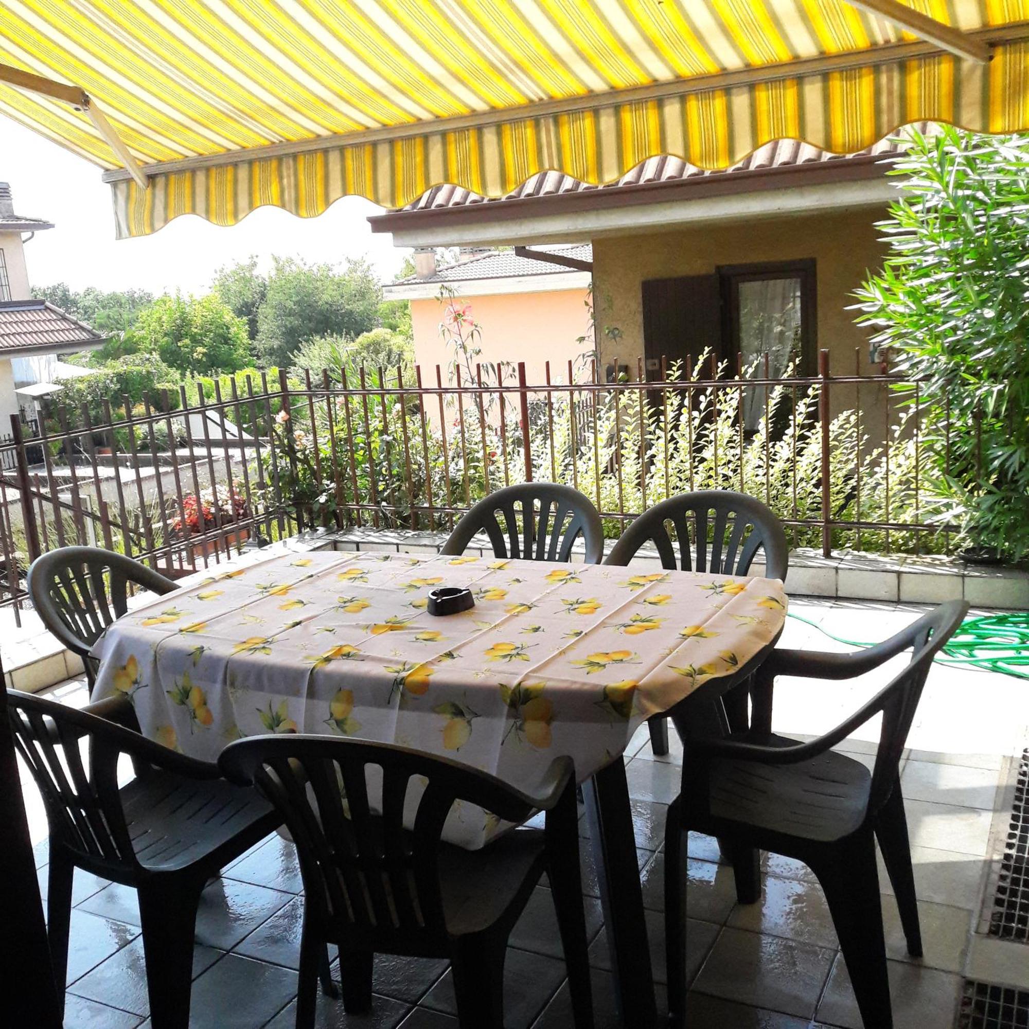 Eve House Gardalake Лонато Екстериор снимка