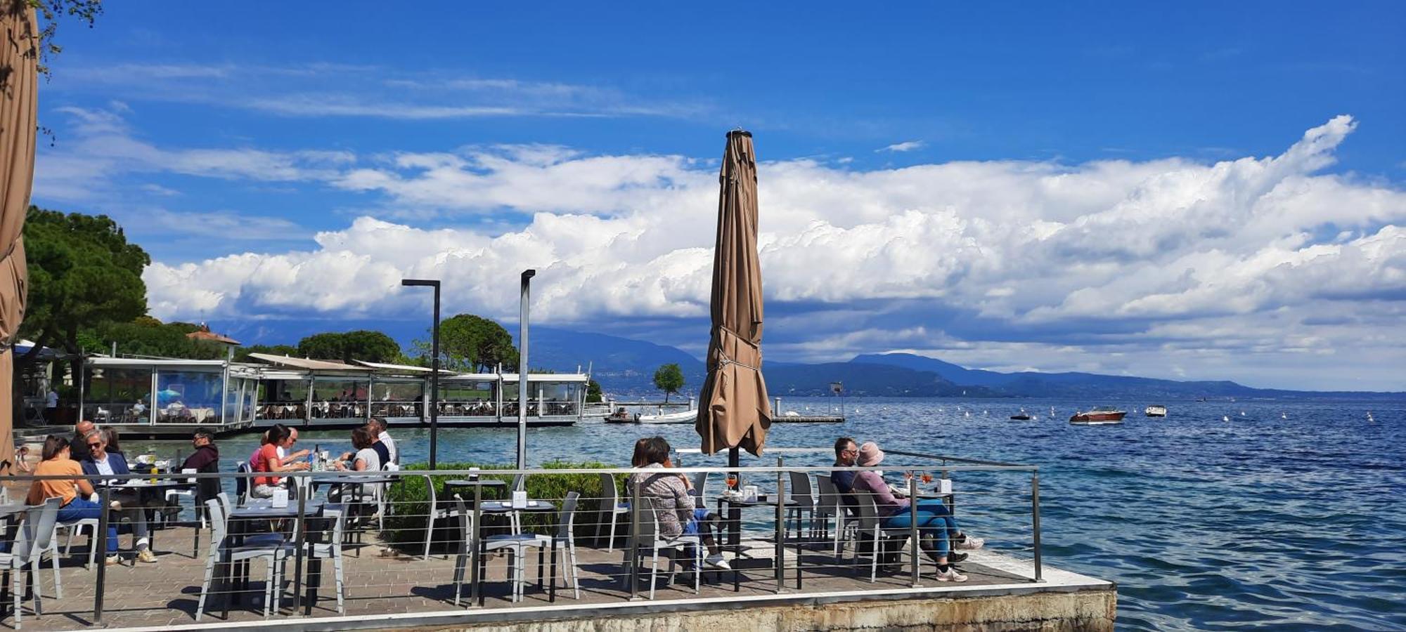 Eve House Gardalake Лонато Екстериор снимка